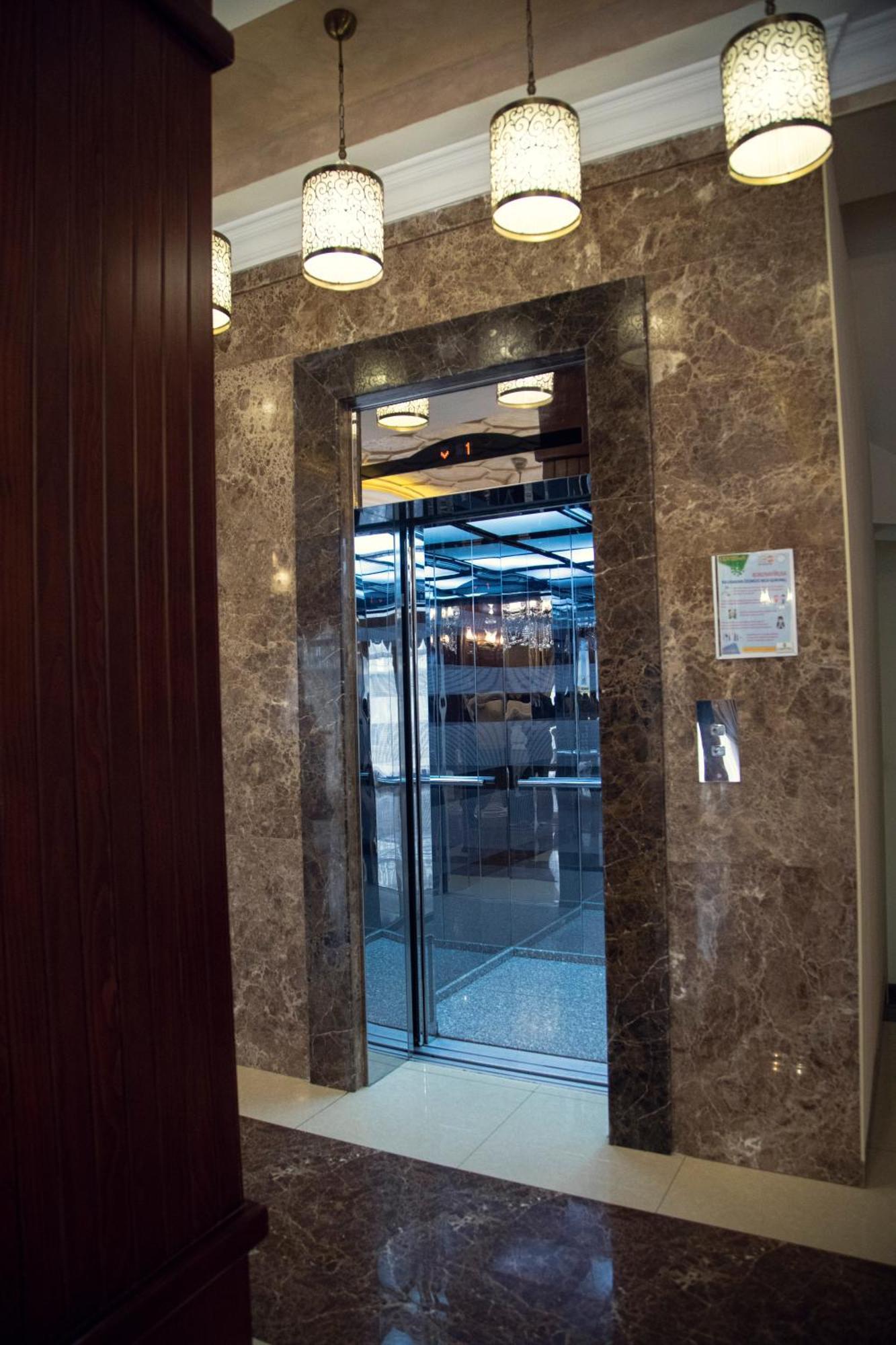 Capitol Hotel Баку Экстерьер фото