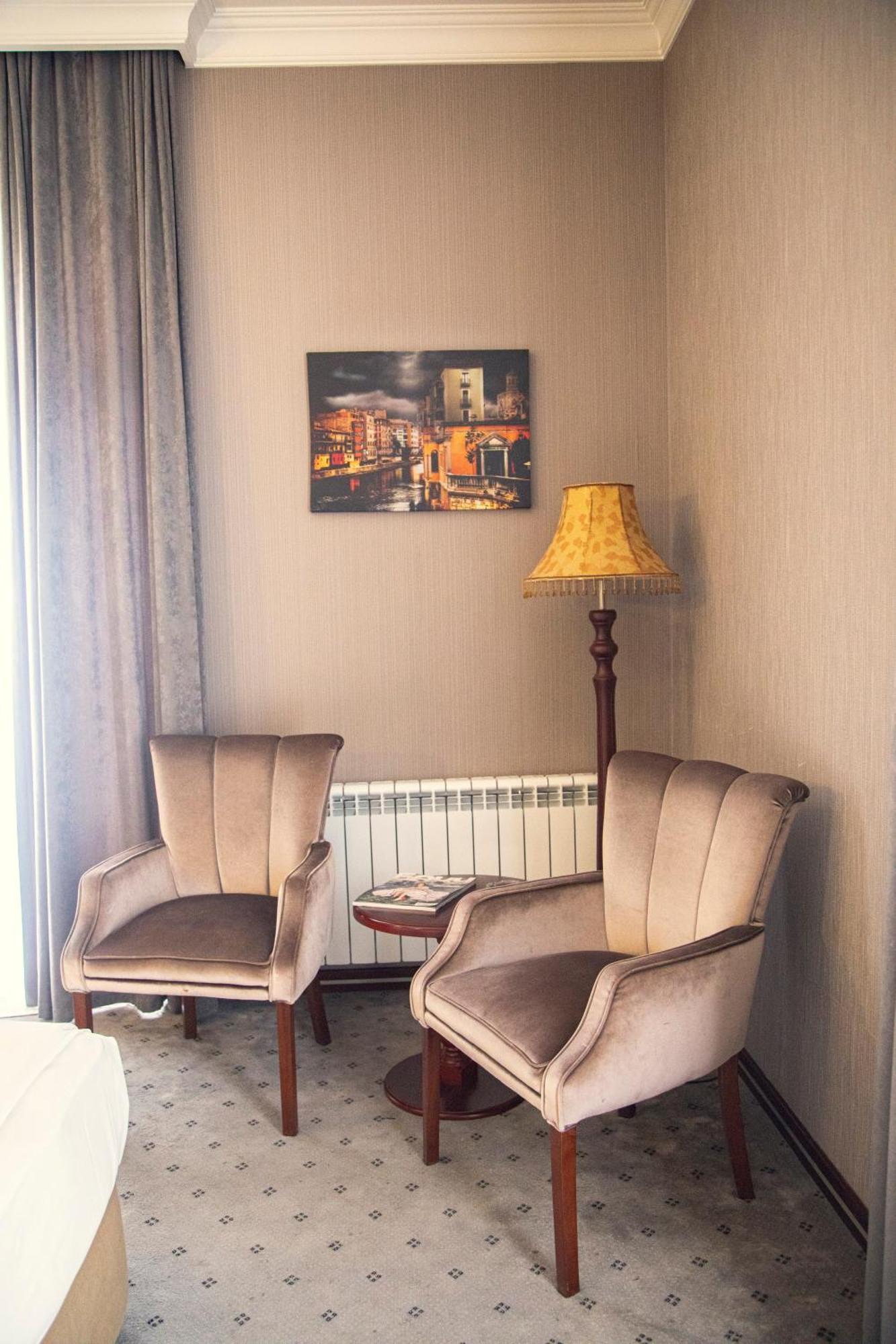 Capitol Hotel Баку Экстерьер фото