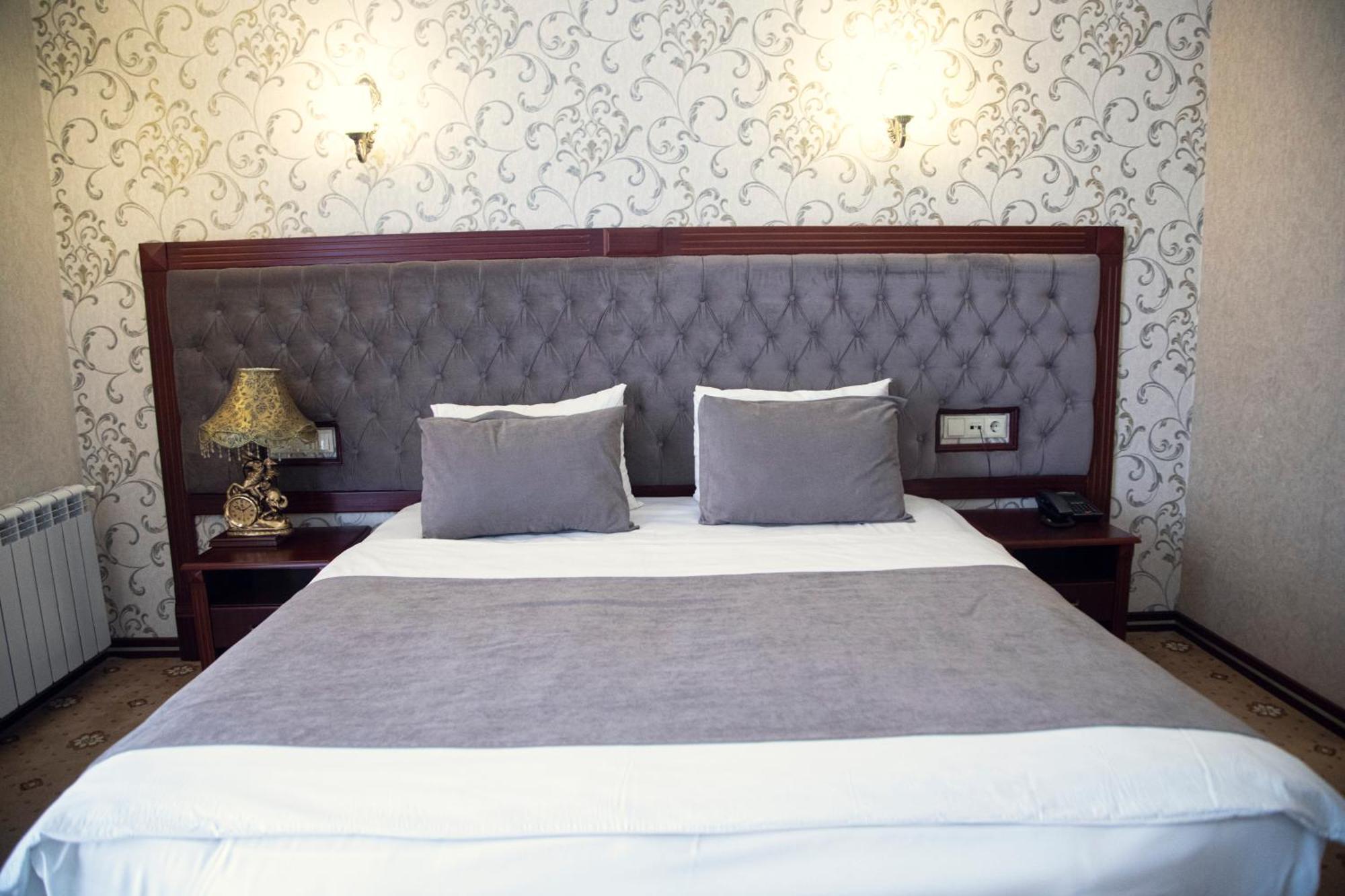Capitol Hotel Баку Экстерьер фото